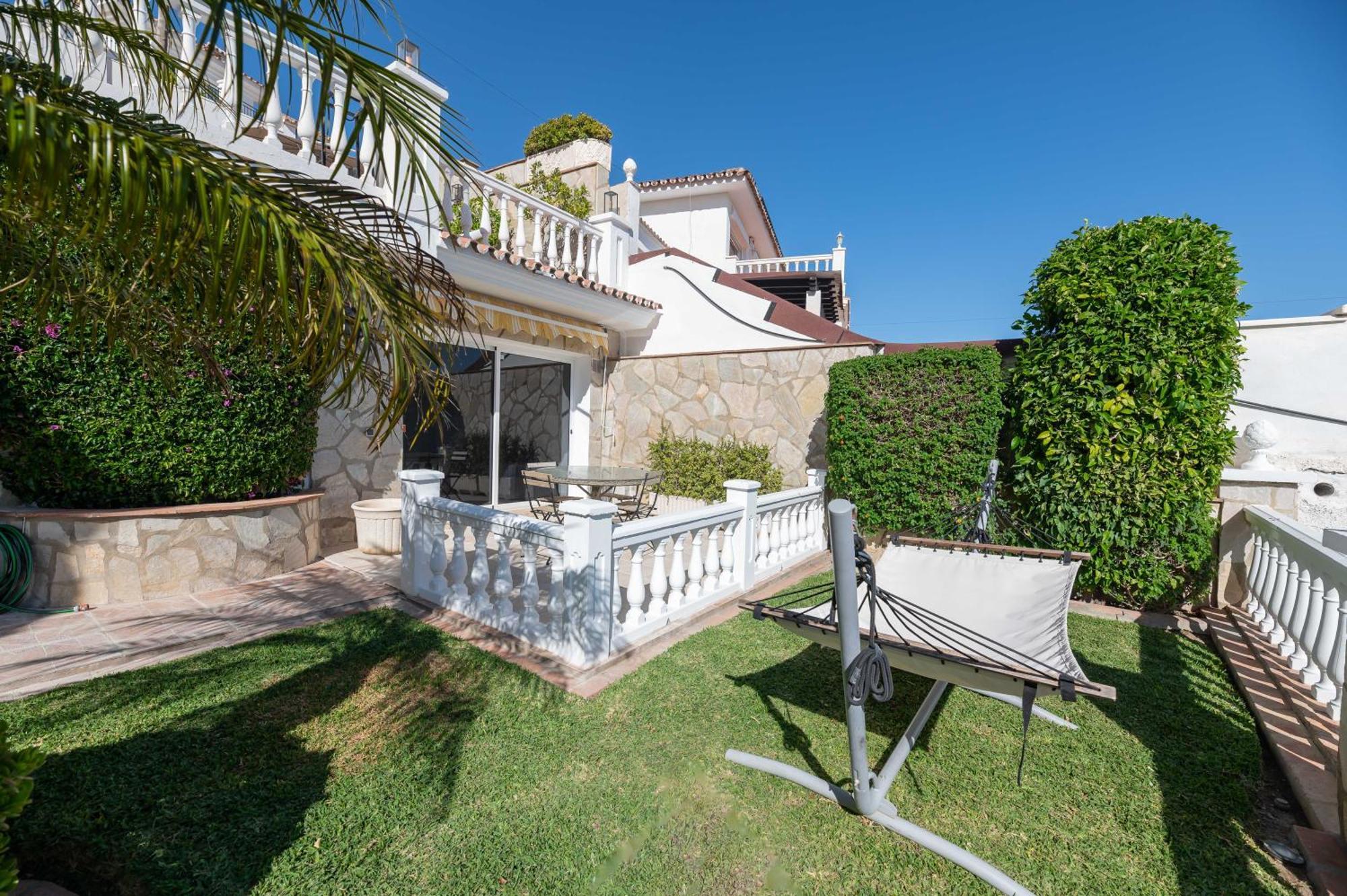 With Sea Views & Heated Pool *