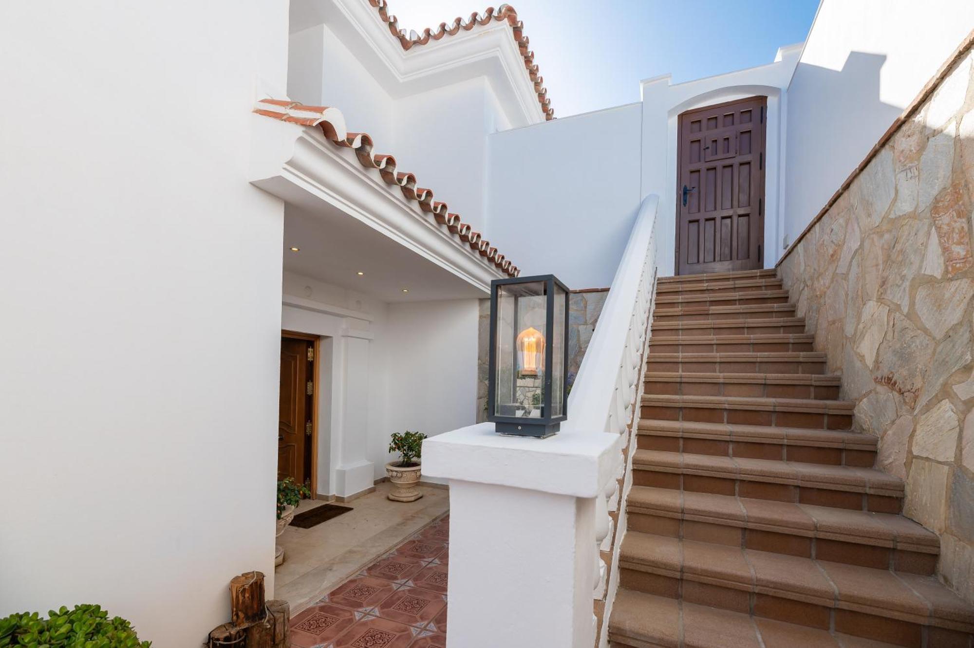 With Sea Views & Heated Pool Benalmadena