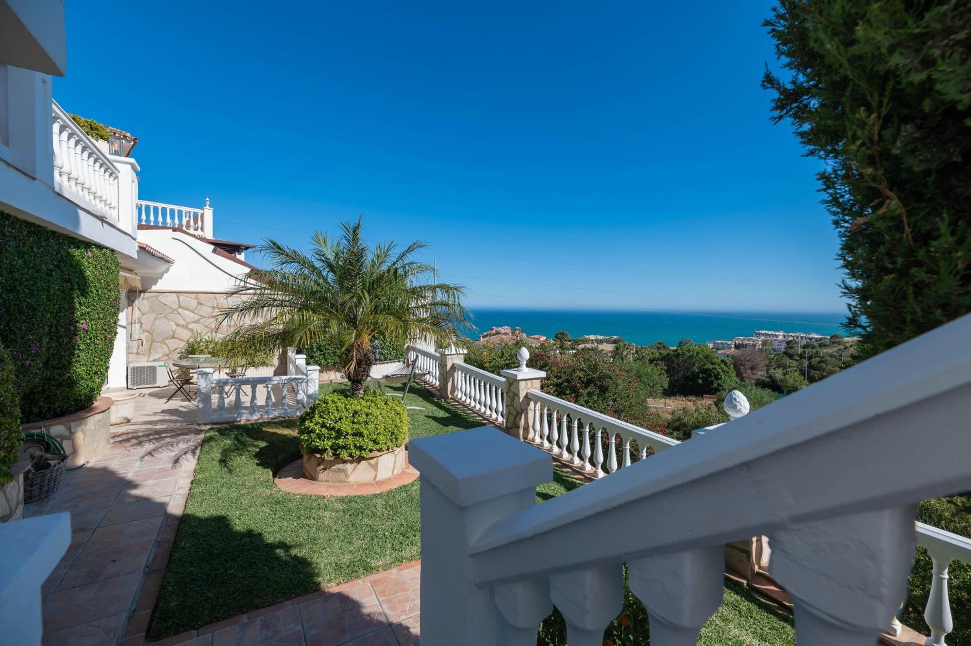 Holiday home With Sea Views & Heated Pool Benalmadena