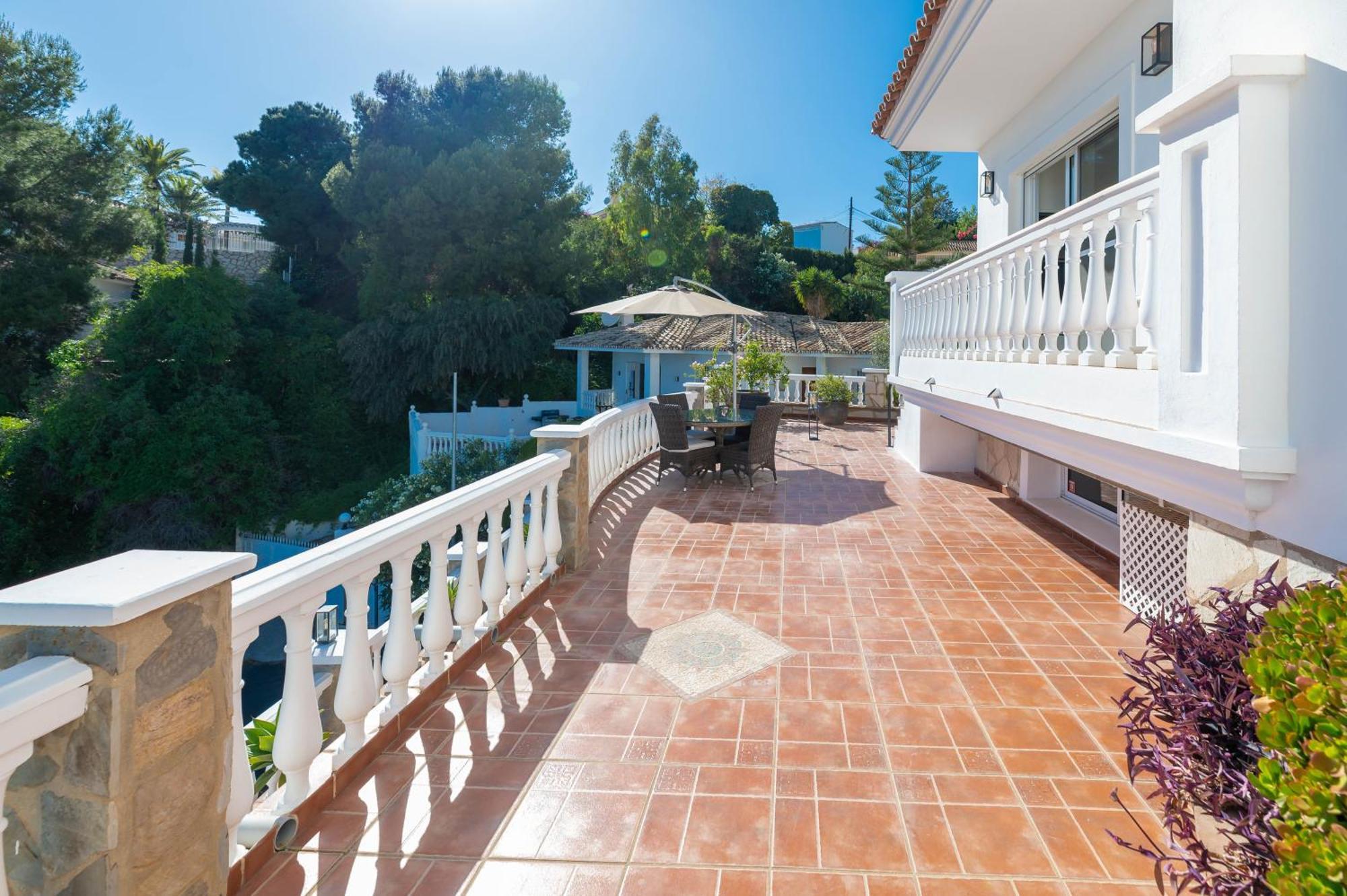 With Sea Views & Heated Pool Benalmadena