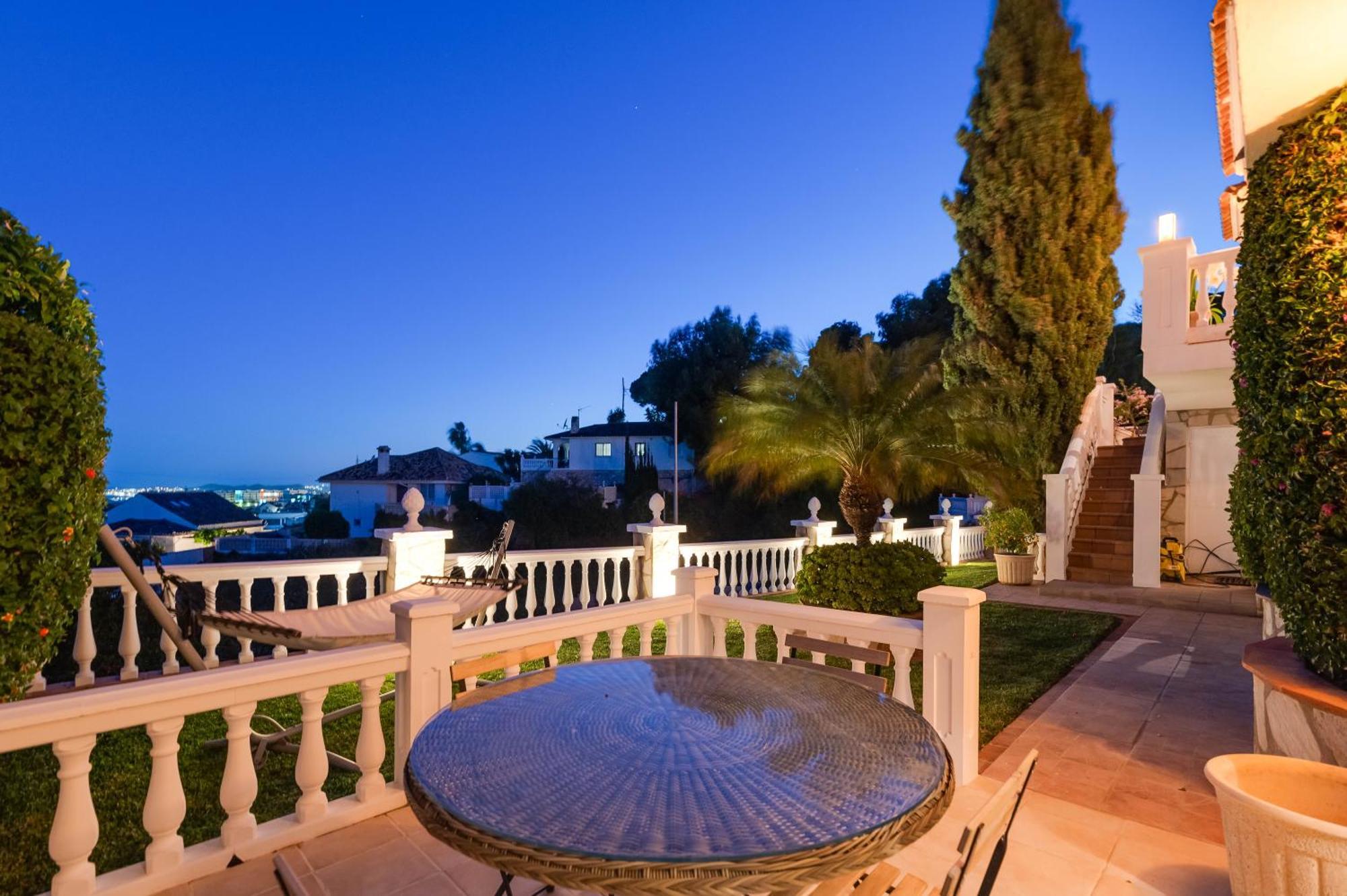 With Sea Views & Heated Pool * Benalmadena