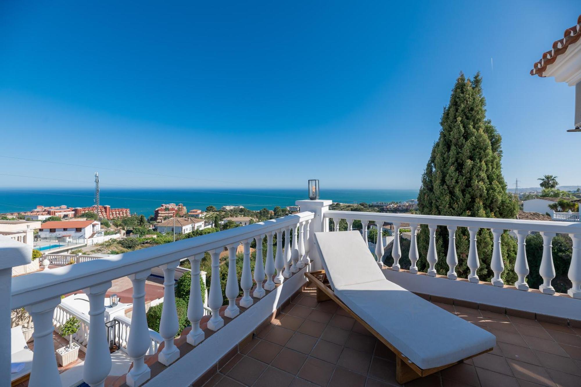 Holiday home With Sea Views & Heated Pool Benalmadena