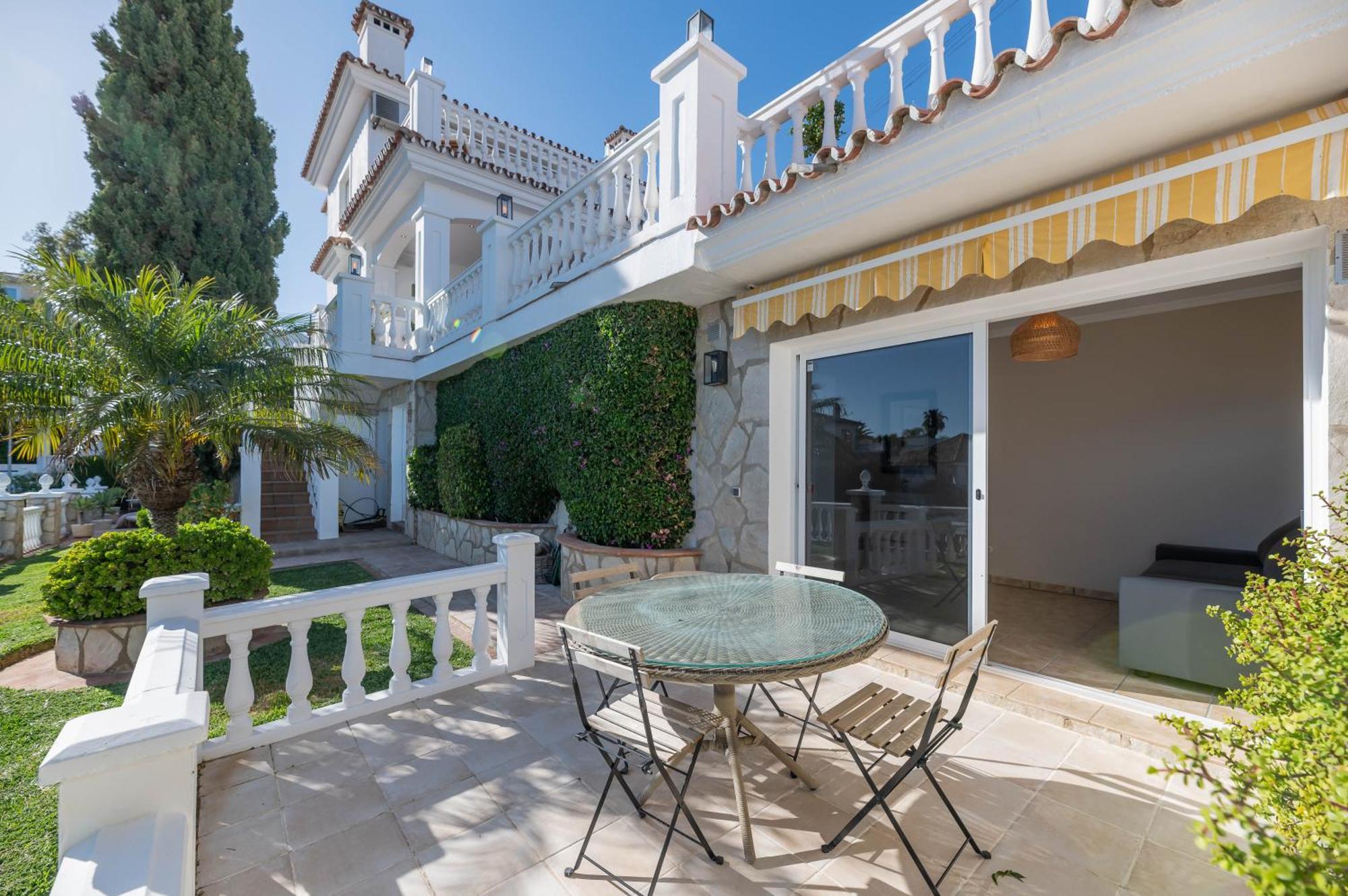 With Sea Views & Heated Pool Benalmadena