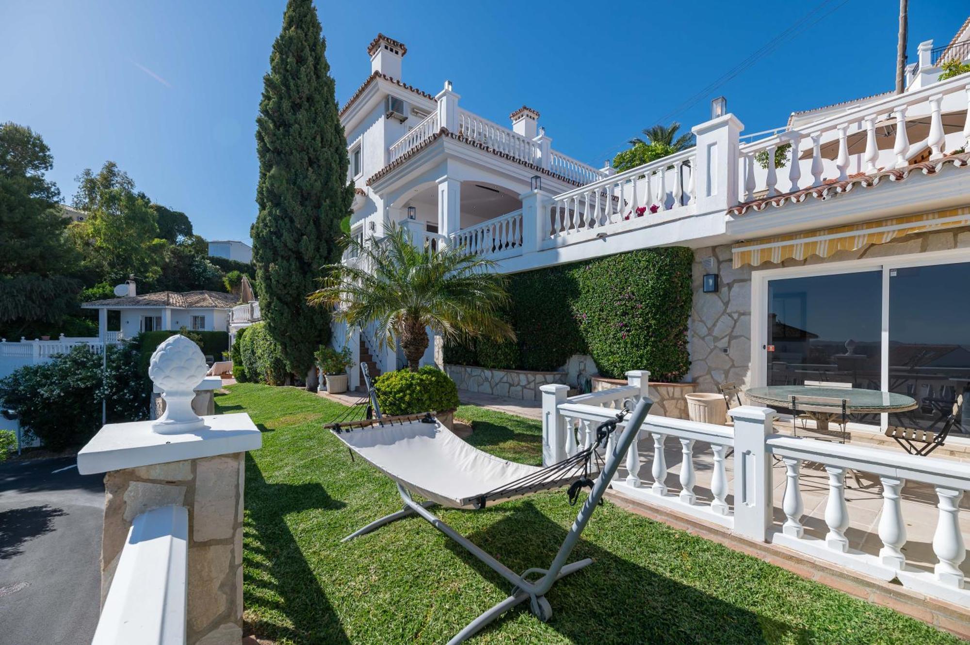Holiday home With Sea Views & Heated Pool Benalmadena